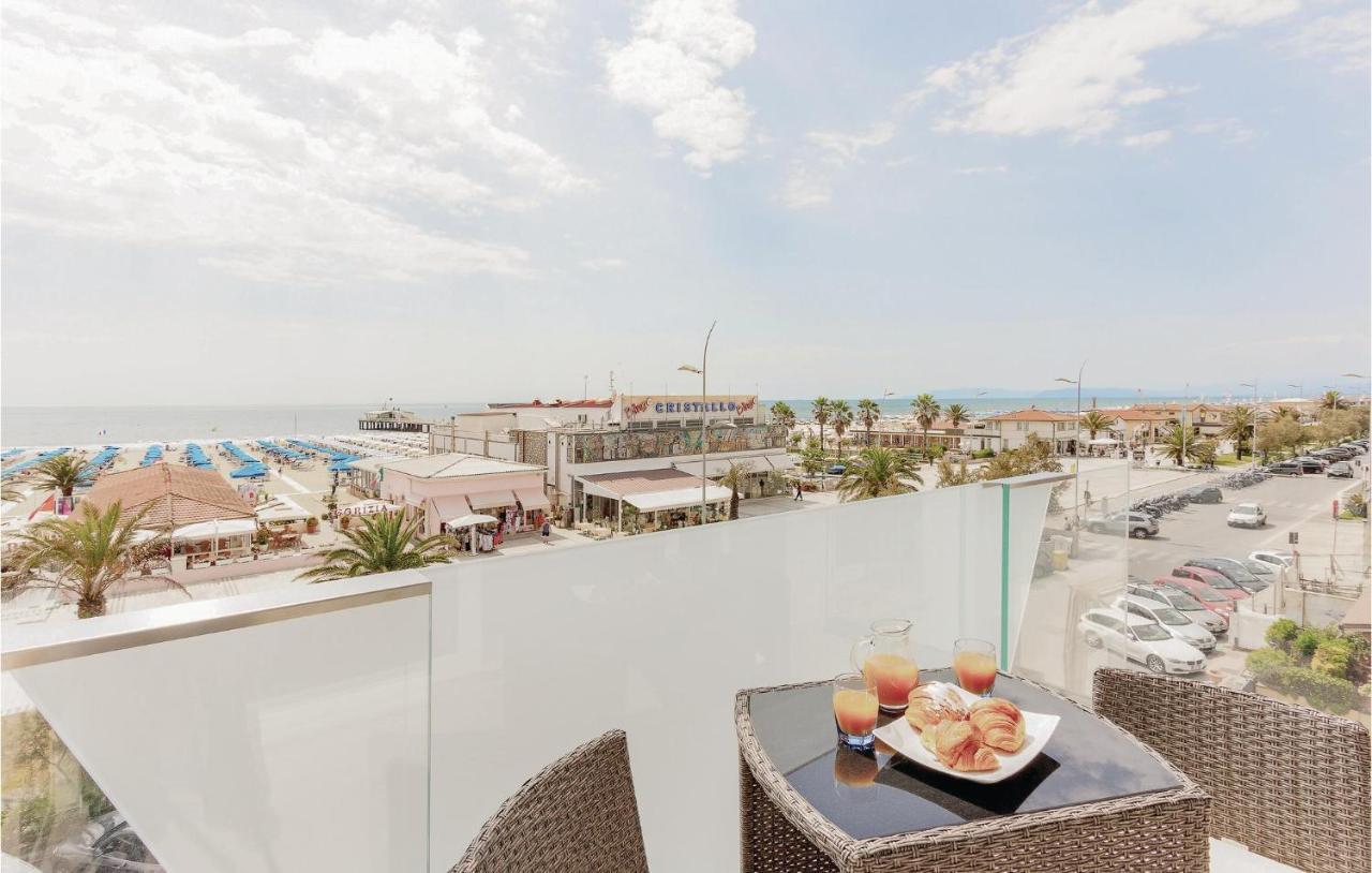 Sul Mare Lägenhet Lido di Camaiore Exteriör bild