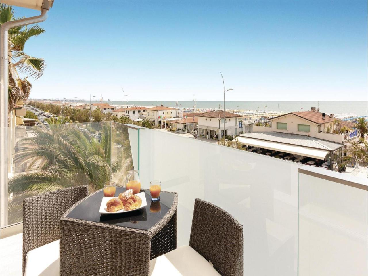 Sul Mare Lägenhet Lido di Camaiore Exteriör bild